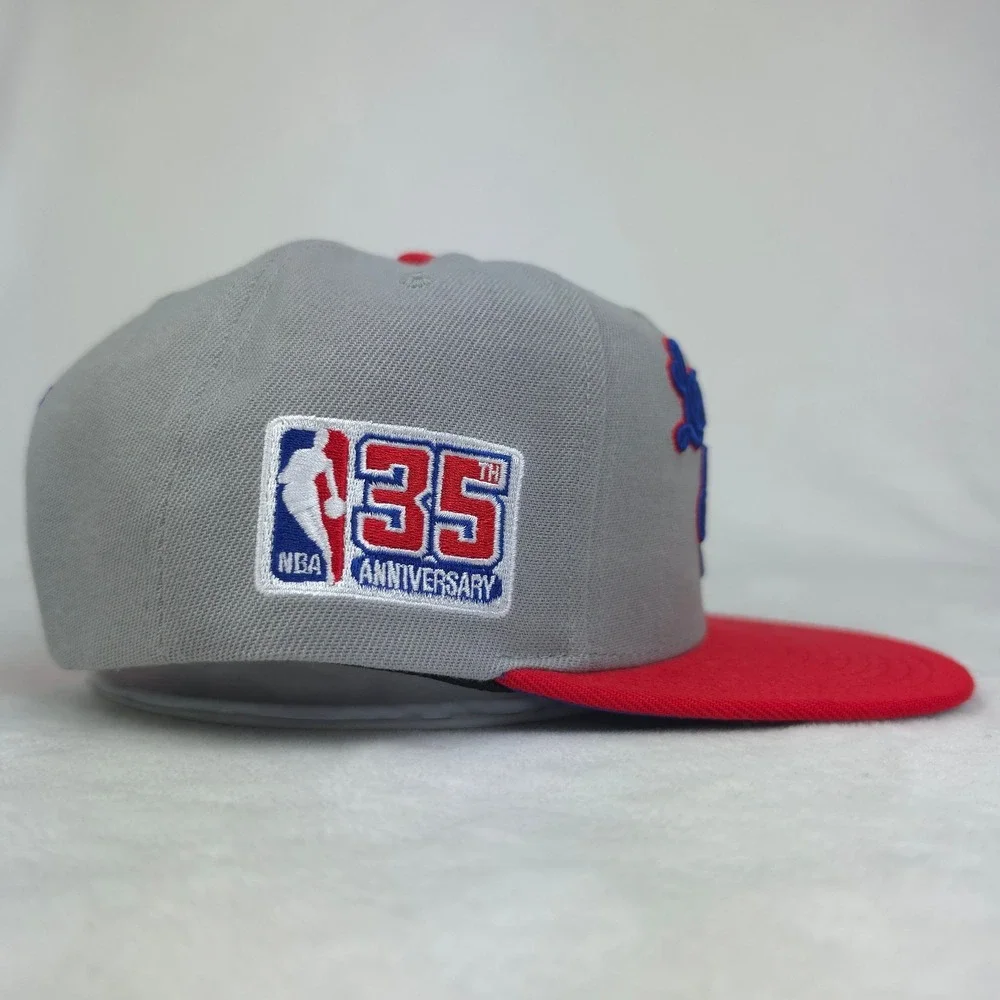 LA Lakers Mitchell & Ness NBA Snapback‎ Hat Cap 3D Logo Gray Red New